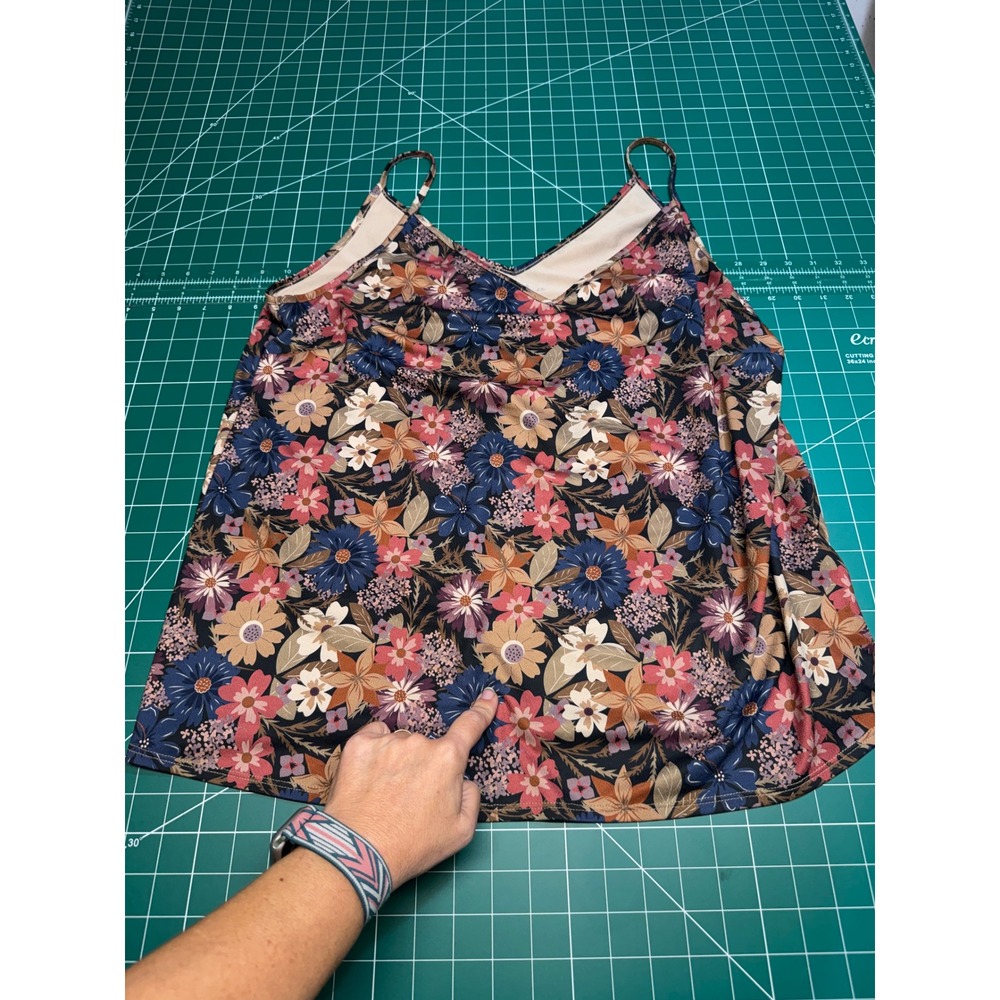 Grace & Lace Floral Cami Tank Top V-Neck Spaghetti Strap Navy Pink Tan XL